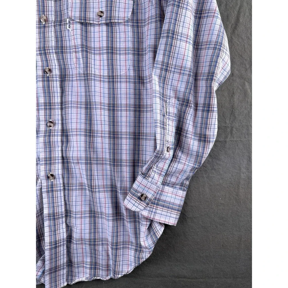 Vintage Levis Plaid Button Up Shirt Tapered Fit Hong Kong Medium